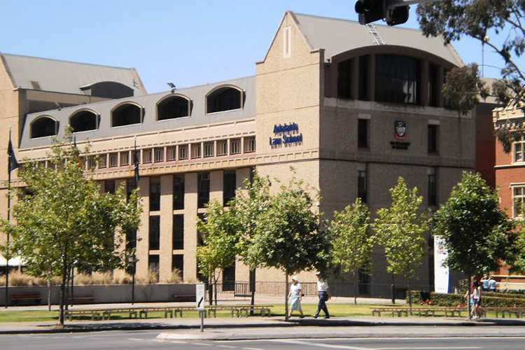 Đại học Adelaide