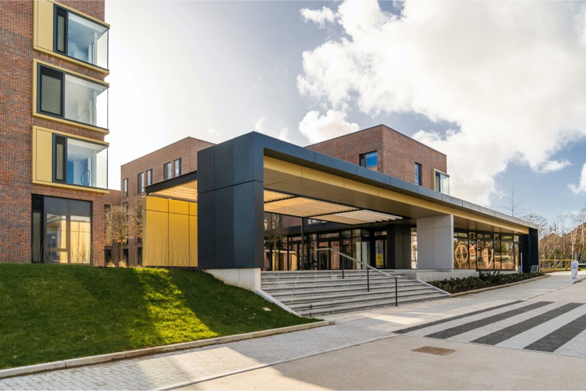 Điểm đến trong mơ của sinh viên khối ngành nghệ thuật Anh Quốc mang tên Arts University Bournemouth